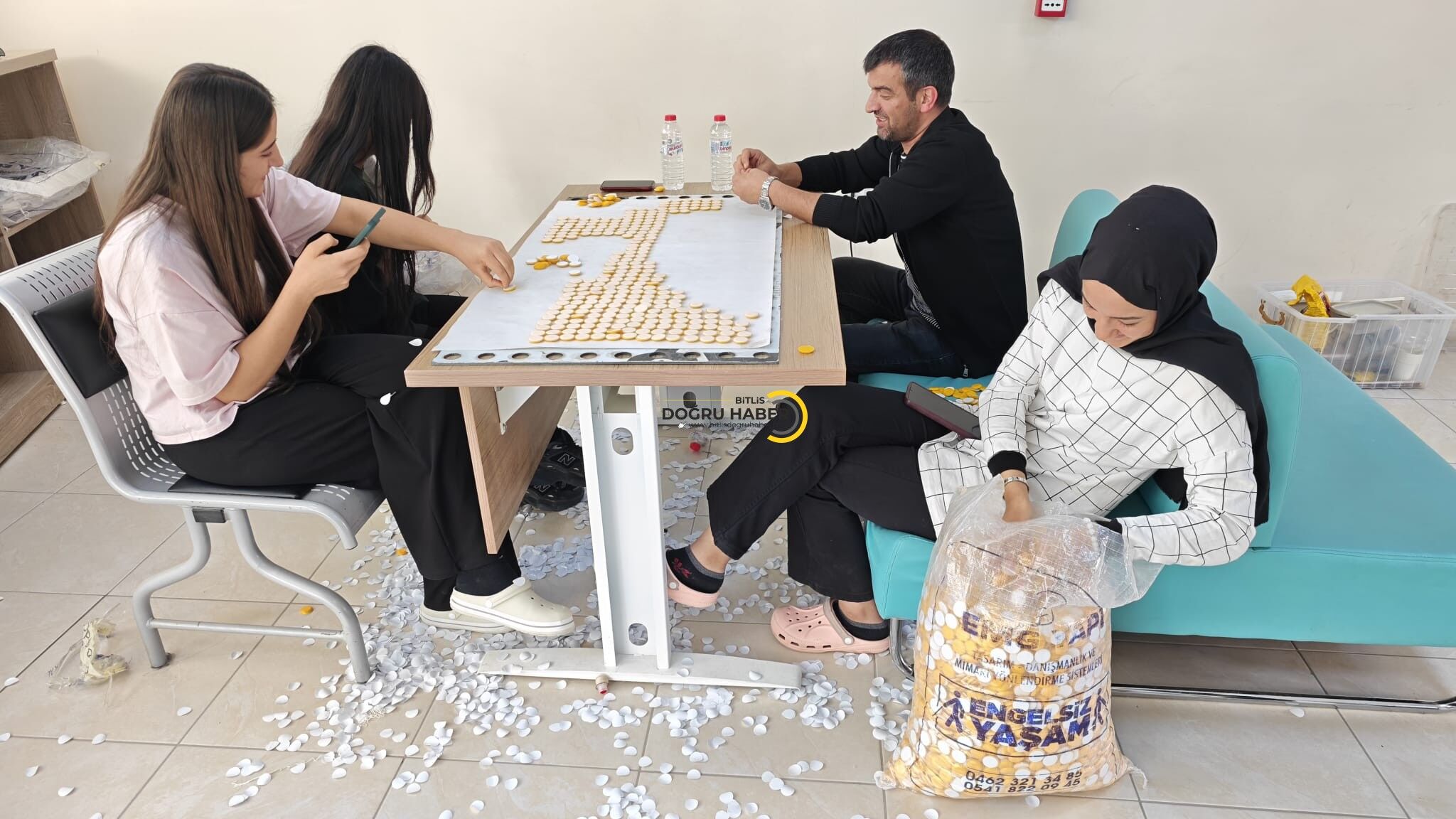 BEÜ Öğrencilerinden Engelli Bireyler İçin Anlamlı Çalışma