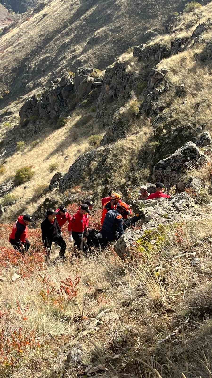 Erzurum’da Kayıp 75 Yaşındaki Kadın Uçurumda Ölü Bulundu