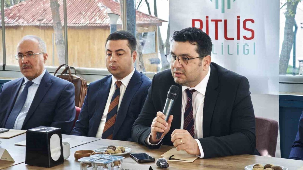Ahlat’ta Geleneksel Taş İşçiliği Çalıştayı Düzenlendi