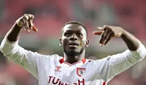 Samsunspor'da şok ayrılık! Yeni teklif geldi
