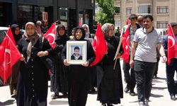 Evlat Nöbetlerindeki Aileler Umutlu Bekleyişlerine Devam Ediyor