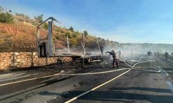 Suntalar Alev Aldı Bir Tır yok Oldu