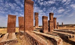 Ahlat’a ziyaretçi Akını