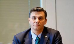 Sağlık Bakanı Kemal Memişoğlu: "Yaşadığı kaza sonucu kaldırıldığı hastanede bir süredir tedavi gören Manisa Büyükşehir Belediye Başkanı Ferdi Zeyrek, yapılan tüm müdahalelere rağmen hayatını kaybetmiştir."