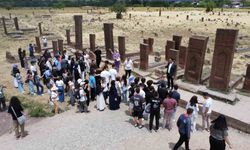 Antalya'dan gelip müzekenti gezdiler