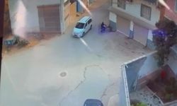 Şanlıurfa’da motosikletli kadın sürücünün duvara çarptığı kaza kamerada
