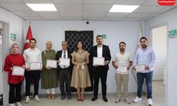 Bitlis’te Skolyoz Taramasına Katkı Sunan Sağlık Çalışanlarına Teşekkür Belgeleri Verildi