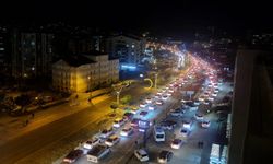 Şampiyonluk Konvoyu Bitlis'i Kilitledi