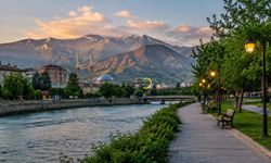 Bitlis'te Dikkat Çeken Hava: O Derece Hâlâ Görülmedi
