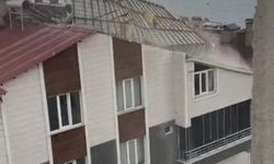 Ahlat'ta Fırtına Çatıyı Havaya Uçurdu