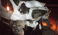 Güroymak'ta Trafik Kazası: 3 Yaralı