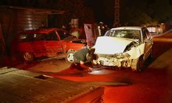 Kastamonu'da İki Otomobil Çarpıştı: 4'ü Çocuk 8 Kişi Yaralandı