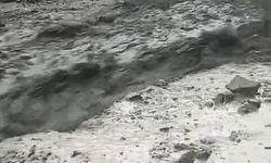 Palu'da Sağanak Sele Dönüştü
