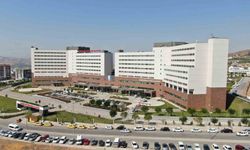 Pencereden Düşen Çocuk Ağır Yaralandı