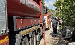 Van'da Yangın Paniği: Ev, Samanlık Ve Odunluk Zarar Gördü