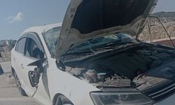Virajı Alamayan Otomobil Takla Attı