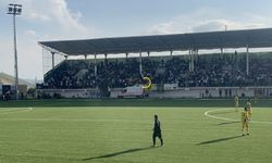 Bitlis’te korkutan anlar: Futbolcu baygınlık geçirerek hastaneye kaldırıldı