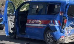 Erciş-Van Karayolu'nda Feci Kaza: 1 Jandarma Personeli Şehit, 5 Kişi Yaralandı