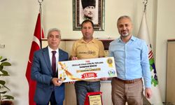 Bitlis’te Öğrencilerden Atık Pil Rekoru