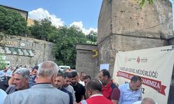 Vakıflardan 6 İlde 10 Bin Kişiye Aşure İkramı