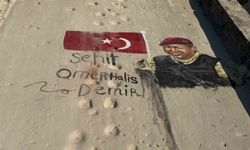Gazze'de Ömer Halisdemir İçin Anlamlı Duvar Resmi
