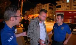 Kargo Kamyonetini Yakmaya Çalışan Şahıs Yakalandı