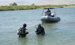 Murat Nehri'nde Kayıp Berat İçin Zamana Karşı Mücadele
