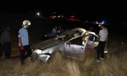 Şarampole Uçan Otomobilde 3 Yaralı