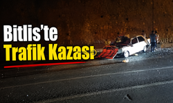Bitlis'te Otomobil Duvara Çarptı: 2 Yaralı