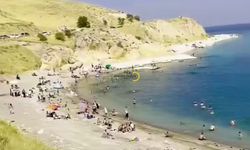 Sıcak Hava Van Gölü Sahillerini Hareketlendirdi