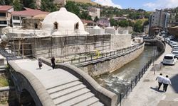 Bitlis'te Tarihi Hüsrevpaşa Hamamı Aslına Uygun Şekilde Restore Ediliyor