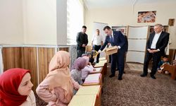 Vali Karakaya Yaz Kur'an Kurslarını Ziyaret Etti