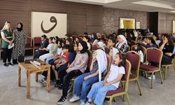 Bitlis'te Miniklere Yeşilay Dokunuşu