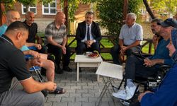 Ahlat'ta Anlamlı Ziyaret: Merkezde Duygusal Anlar