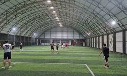 Halı Sahada Sıcakta Serin Futbol Dönemi