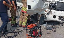 Hatay’da Kamyonet Tırla Çarpıştı: 3 Yaralı