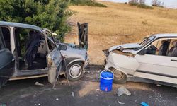 Adıyaman’da İki Otomobil Çarpıştı: 8 Yaralı
