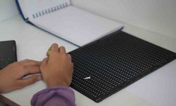 Görme Engelli Üç Kardeş Üniversiteyi Kazandı