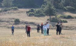 Oltu’da Doğaseverlerden 15 Kilometrelik Yürüyüş