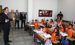 Bitlis Valisi Karakaya’dan Okul Ziyareti: 93 Bin Öğrenci İçin Yeni Eğitim Yılı Başladı