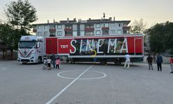TRT Sinema Tırı Bitlis’te çocuklarla buluşacak