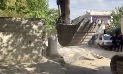 Adıyaman’da Silahlı Kavga Sonrası Kaçak Yapılar Yıkıldı