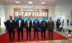 MHP Heyetinden Diyarbakır Kitap Fuarı'na Ziyaret