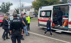 Samsun’da İki Otomobil Kafa Kafaya Çarpıştı: 1’i Ağır 2 Yaralı