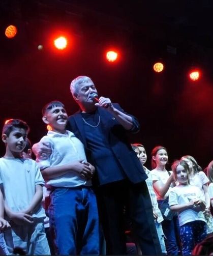 Cengiz Kurtoğlu’nu Şaşırtan Minik Beşiktaşlı
