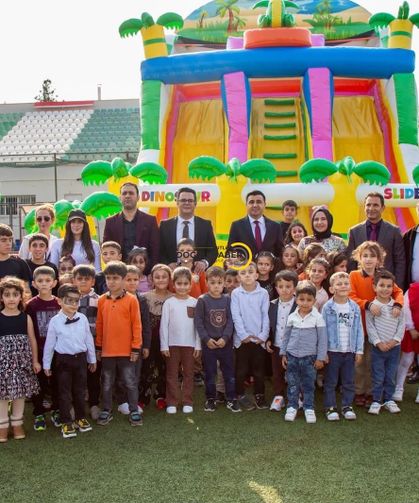 Çınar’da Cumhuriyet coşkusu çocuk şenliğiyle yaşandı