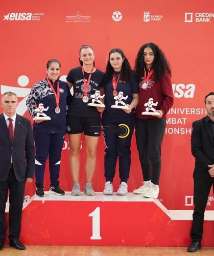 Dicle Üniversitesi Öğrencisi Kick Boks'ta Tarih Yazdı