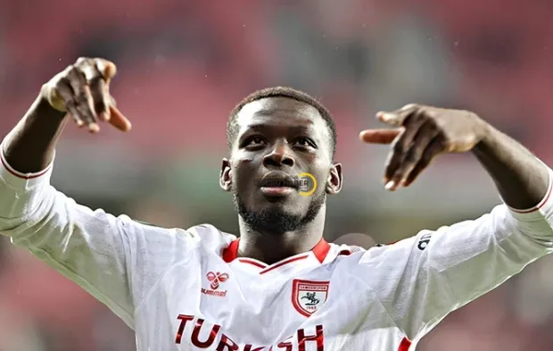 Samsunspor'da şok ayrılık! Yeni teklif geldi