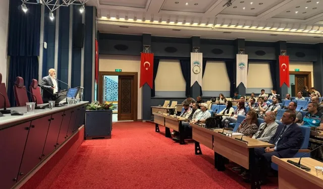 Kayseri Büyükşehir'den vektör zararlılarına ilişkin seminer