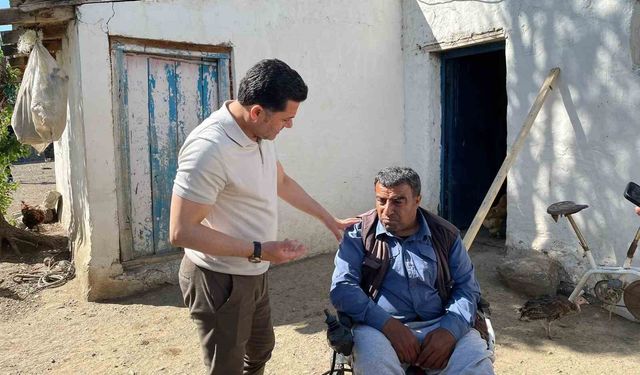 MHP'nin Kars Teşkilatından İhtiyaç Sahibi Aileye Yardım Eli